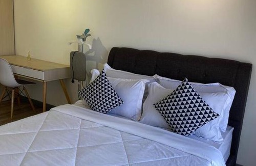 Kuala Lumpur Apartment | DesaPark MontKiara Publika Mitec Kepong Menjalara Segambut 7Pax