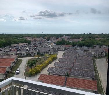 Dauis Apartment | DG Coastal Comfort near Alona Beach - Pool, Gym and Play area