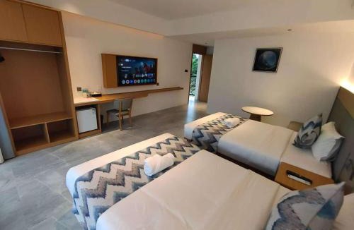 Looc Hotel | Diver's home resort