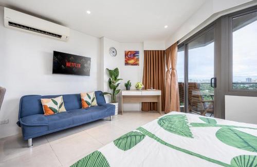 Maribago Apartment | Dominiks Comfort and silent Studio Tambuli Balcony Pool Mactan Ocean View High Floor