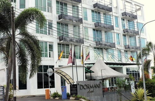 Kampong Segoleng Hotel | DORMANI HOTEL KUCHING