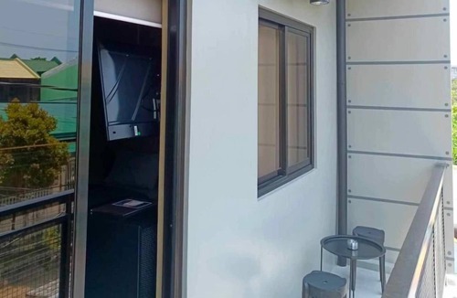 Lucena Apartment | Double/deluxefamily room Casakarina-Lucena City