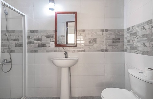 Corales del Sur House | Double Room Near SDQ Airport Fast Wi-Fi Santo Domingo Este