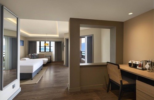 Lumut Resort | DoubleTree by Hilton Damai Laut Resort