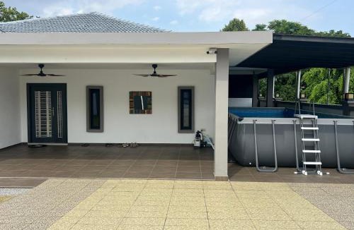 Johor Bahru Villa | Dsm Homestay
