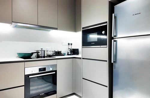 Golden Triangle Apartment | Eaton Deluxe Triple Apartment