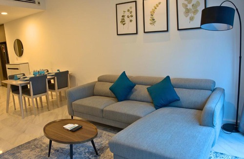 Golden Triangle Apartment | Eaton Residence Yemala