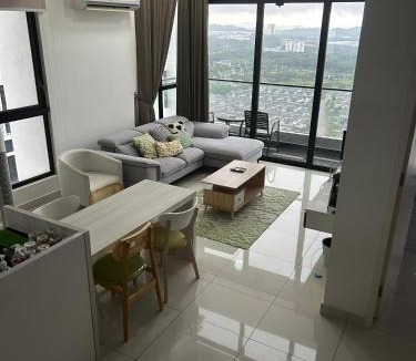 Gelang Patah Apartment | Eco Nest 3 Bedroom Duplex Apartment