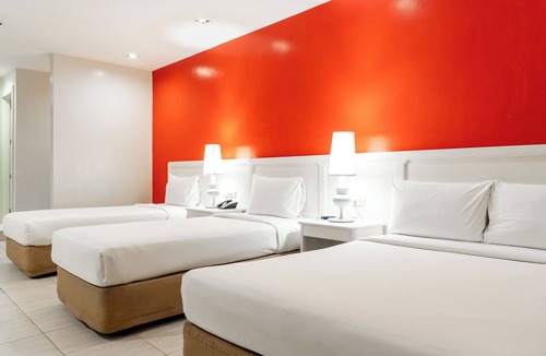 Bacolod Hotel | Ecotel by L'Fisher