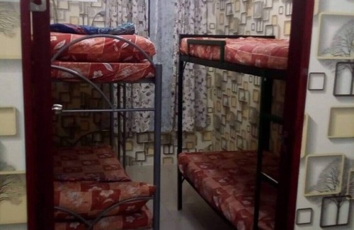 Tondo Hostel | EDMAR 732 (Family room - Breakfast Included) Unit #4