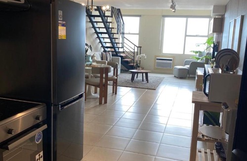 Wack-Wack Greenhills Apartment | EDSA Heights Penthouse unit 3402 AMA Tower Residences