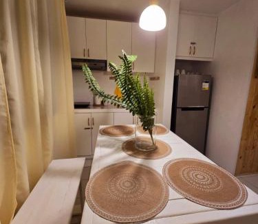 Santa Rosa Apartment | El Nissi Staycation, THE BARIQUIT SUITE, Enchanted Kingdom