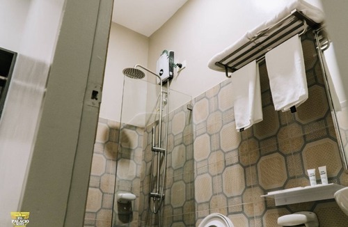 Noveleta Hotel | El Palacio Hotel