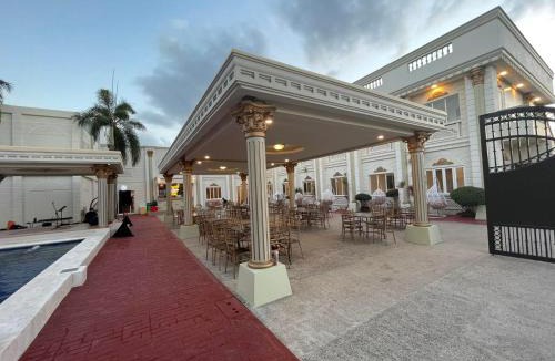 Cavite City Hotel | El Palacio Hotel & Resort