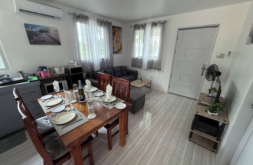 San Francisco Island House | Elegant Beachfront Stay with Private Beach, 1Km from Port of Consuelo!