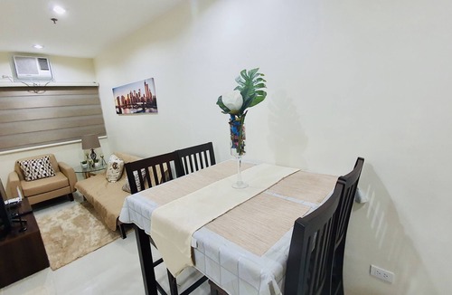 Mabolo Condo | Elegant Condo Near Airport, Malls & Universities with High-speed Internet