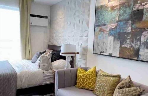 Cagayan de Oro Condo | Elegant & Unique space @ The Loop-21st floor