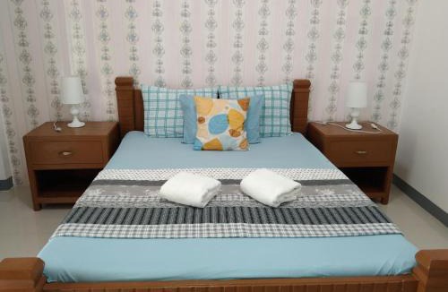 Daanbantayan House | ELEN INN - Malapascua Island Air-conditioned Room2