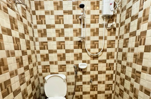 Pili Hotel | Elizabeth Hotel
