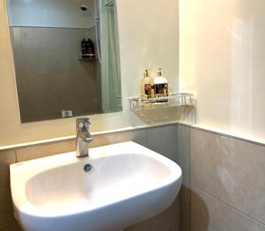 Mabolo Apartment | Emanuels Haven