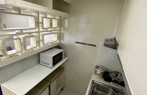 Ermita Condo | EMBASSYPOD 28