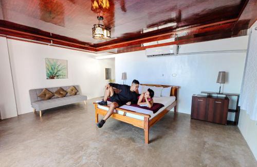 Oslob House | Emiliana Beach Resort