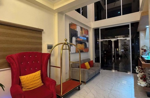 Legazpi Hotel | EMMIE HOTEL