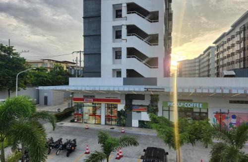 Muntinlupa Apartment | Empirestatecation at Leaf Residences