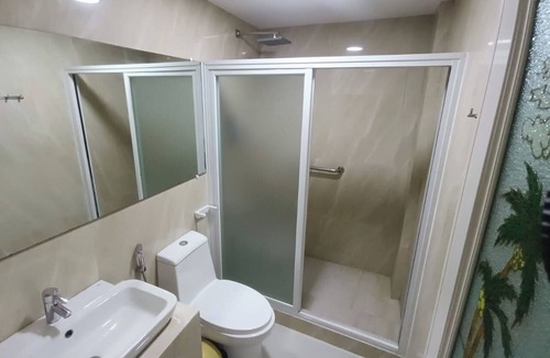 Lucap Hotel | Empress Island Hotel