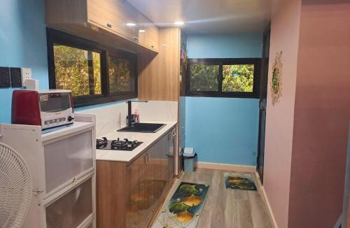 Balanga House | Entire Loft House Patio & Garden, Belle's Homestay