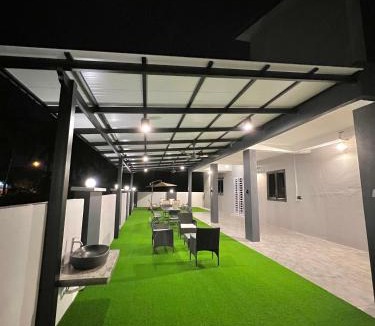 Sitiawan Apartment | Entire Vacation Home with landscape garden