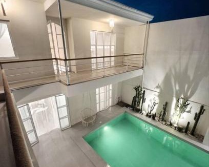 Maribago Villa | evening pool villa