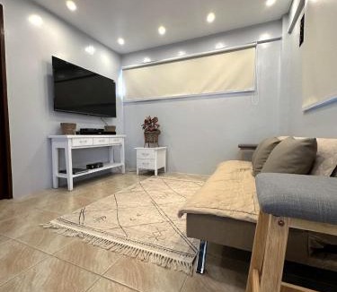 General Trias Villa | Evergreen Private Pool Villa - Cavite