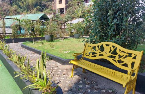 Baguio Apartment | Evergreen Suites Cozy Baguio Loft Retreat