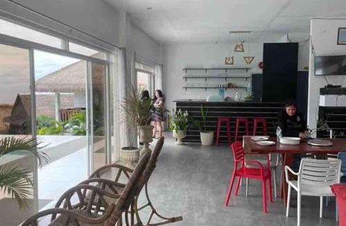 Oslob House | Exclusive SCIA Hills Resort