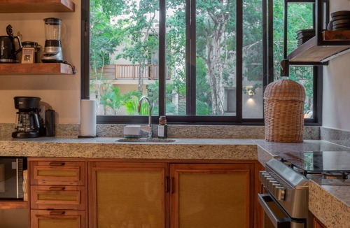 Mandaue House | Executive Hilltop Cebu Retreat - 6Bed 2Bath w/Private Assistant