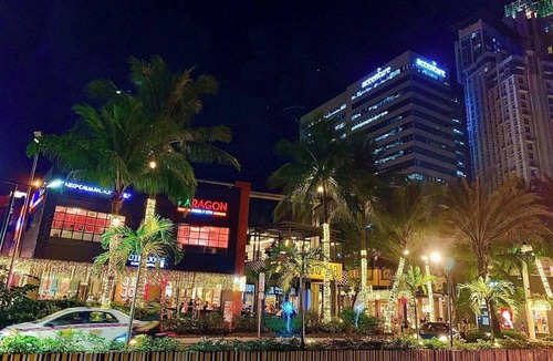 Bagumbayan Apartment | Extraordinary Condo Unit Beside Eastwood Mall