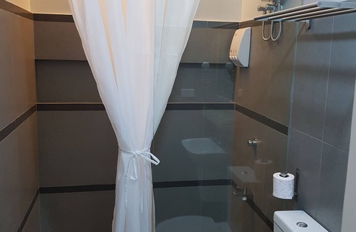 Legazpi Hotel | F2M Tower
