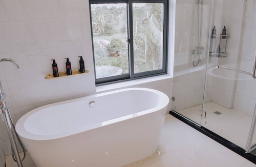 Baybay City Hotel | Fan's Hotel Baybay