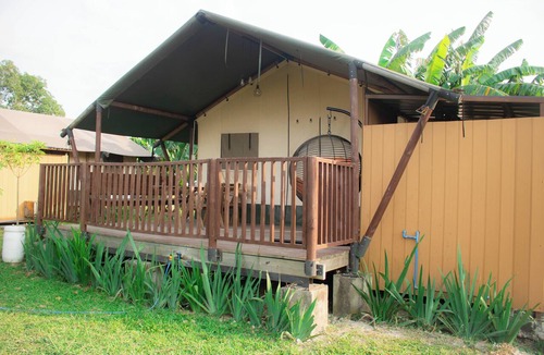 Arayat RV Rental | Fantastic Camp, Tent Hotel and private villas at foothills of the mountain.