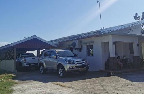 Gapan City Apartment | Farmhouse Perfect for relaxing and grounding