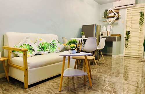 Clark House | Fast WiFi Netflix Games Pet-Friendly 2BR Home in Angeles City Near Clark