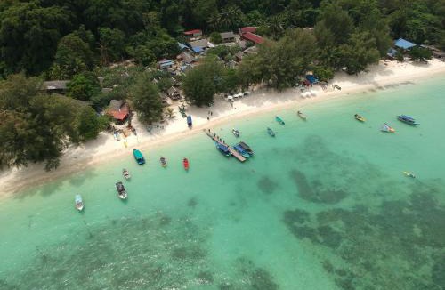 Pulau Perhentian Besar Hotel | Fauna Beach Chalet Pulau Perhentian