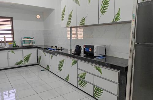 Tanjong Bidara House | Favourite Homestay Melaka - 8Pax,4BR,4Bath