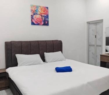 Tanjong Bidara House | Favourite Homestay Melaka - 8Pax,4BR,4Bath