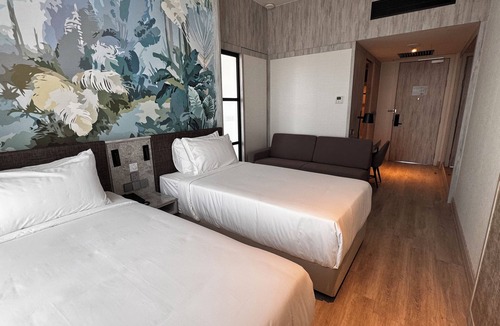 Downtown George Town Hotel | Fifth Avenue Hotel