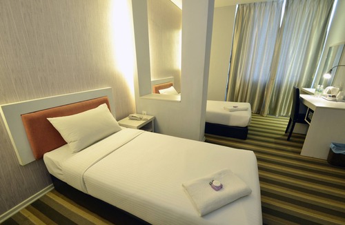 Kampung Gong Pauh Hotel | First Residence Hotel