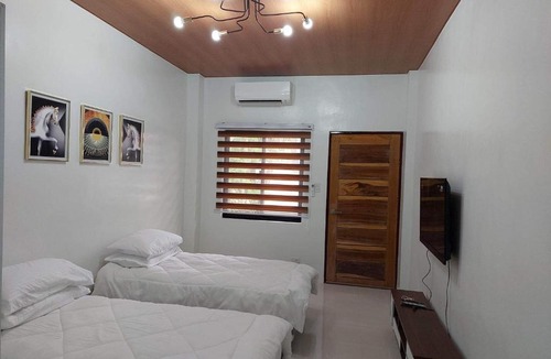 Tranca Apartment | FLB Apartelle Los Banos