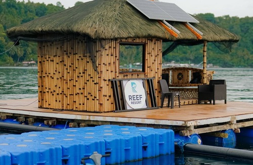 Kaputian Boat Rental | Floating Home in Reef Resort Unit 9