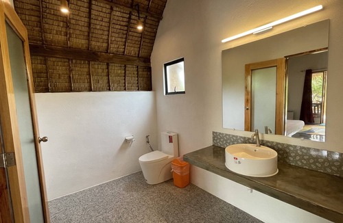 San Andres Hotel | Footprints Beach Resort